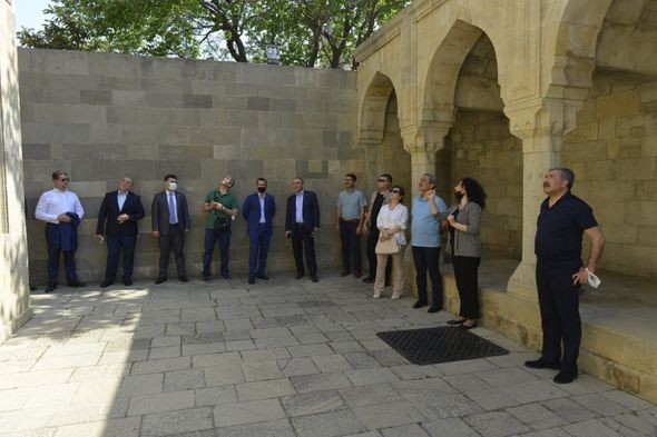 Türkiyənin Baş Prokuroru Fəxri Xiyabanda və Hərbi Qənimətlər Parkında olub - VİDEO (FOTO)