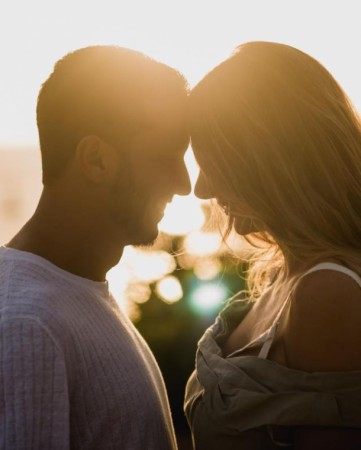 Sevgilisi Şeymaya belə evlilik təklifi etdi - FOTOLAR