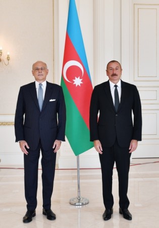 Prezident yeni səfirlərin etimadnamələrini qəbul etdi - FOTOLAR (YENİLƏNİB-1)