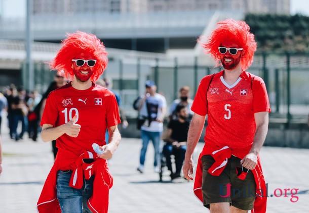 Azarkeşlər Bakı Olimpiya Stadionuna toplaşır - FOTOLAR