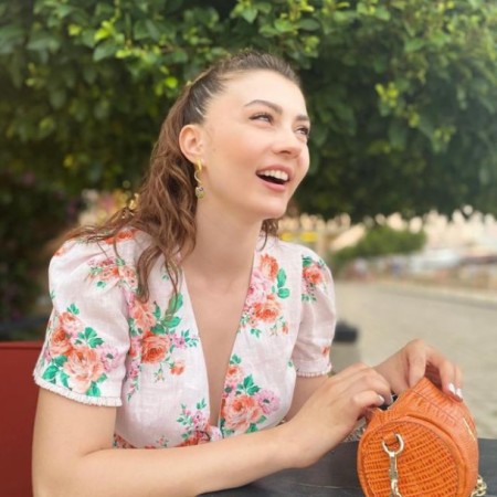 Məşhur aktrisa estetik iddialarına cavab verdi - FOTOLAR