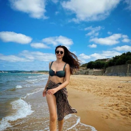 Məşhur aktrisa estetik iddialarına cavab verdi - FOTOLAR