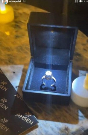 Sevgilisindən Ebruya evlilik təklifi - FOTOLAR