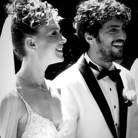 "Mucize doktor"un aktyoru evləndi - FOTO