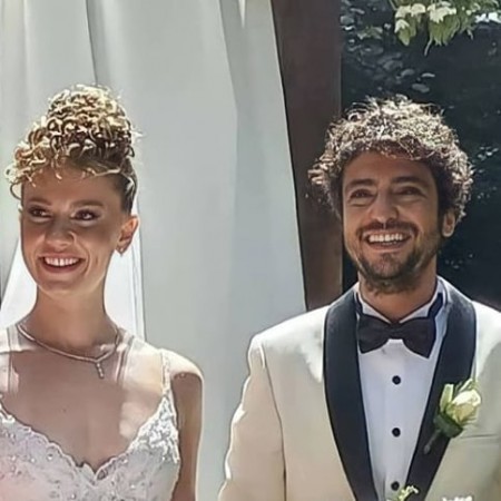 "Mucize doktor"un aktyoru evləndi - FOTO