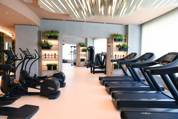 İlham Əliyev və xanımı “Courtyard by Marriott Baku”nun açılışında - FOTOLAR
