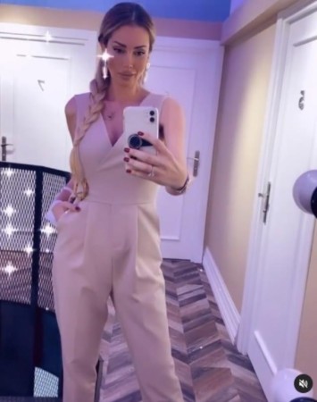 Türkiyəli müğənni  tanınmaz halda - FOTOLAR