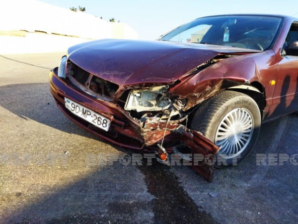 Sumqayıtda iki avtomobil toqquşdu - FOTOLAR