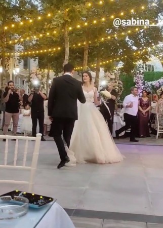 Əməkdar artist qızına toy etdi - FOTOLAR