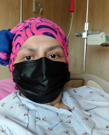 "Toppuş bacı" yenidən xəstəxanaya yerləşdirildi - FOTO