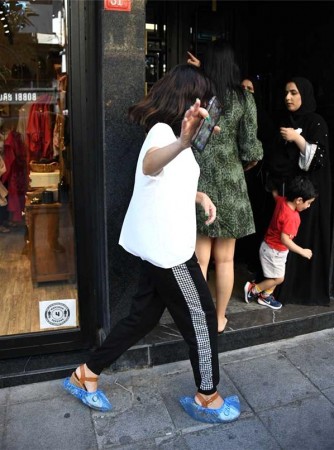 "O şəkilləri siləcəksiniz!" - Nəsrin Cavadzadədən SƏRT REAKSİYA (FOTO)