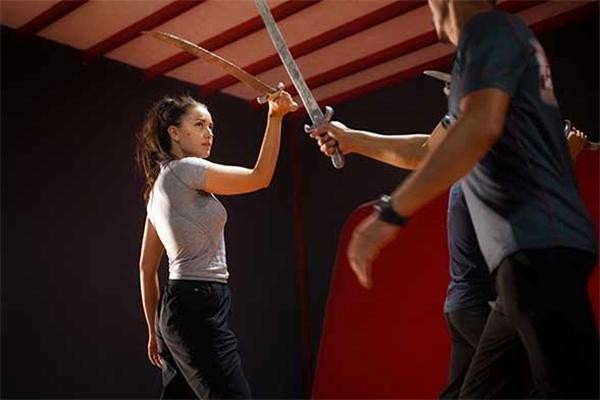 Serial çəkilişlərinə belə hazırlaşdılar - FOTOLAR