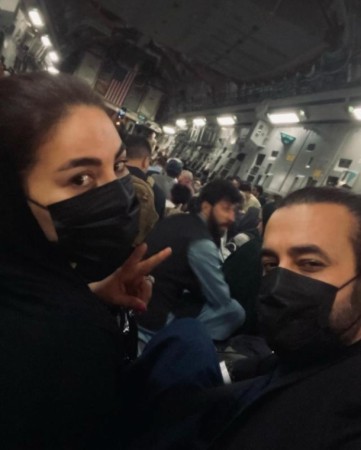 Əfqanıstandan qaçan pop ulduz Türkiyəyə sığındı (FOTO)