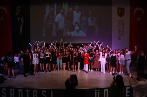 Acundan tələbələrinə böyük jest - FOTOLAR