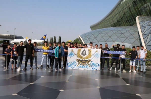 "Qarabağ"ı Vətəndə belə qarşıladılar - FOTO
