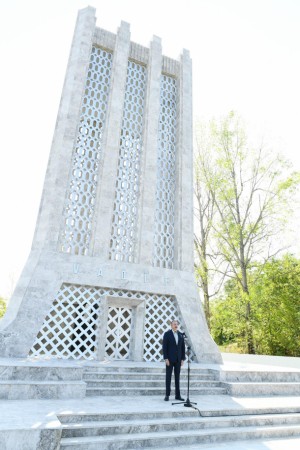 Prezident və xanımı Şuşada Vaqif Poeziya Günlərinin açılışında - YENİLƏNİB (FOTOLAR)