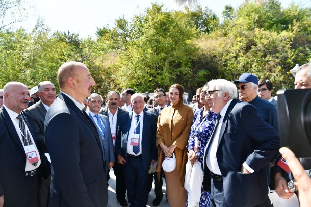 Prezident və xanımı Şuşada Vaqif Poeziya Günlərinin açılışında - YENİLƏNİB (FOTOLAR)