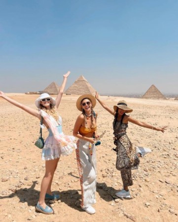 Misirdə tətildə olan məşhur model diqqət çəkdi (FOTOLAR)