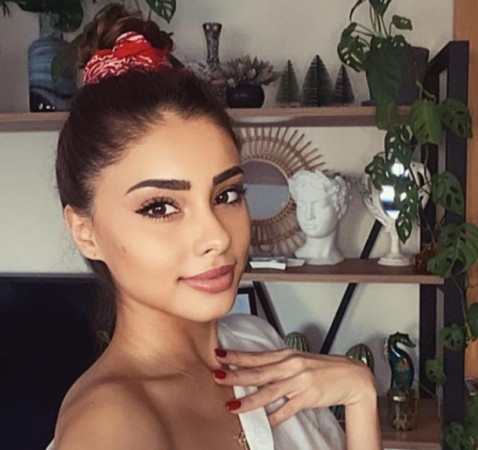 Aktyor özündən 25 yaş kiçik sevgilisini işə düzəltdi - FOTO