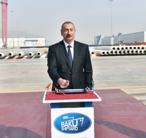 İlham Əliyev “Kəlbəcər” tankerinin istismara verilməsi mərasimində - FOTOLAR