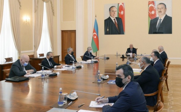 Əli Əsədov nazirləri büdcə müzakirəsi üçün topladı - FOTO
