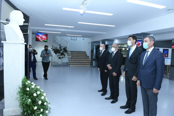 ADBTİA-nın yeni tədris korpusu istifadəyə verilib - FOTOLAR