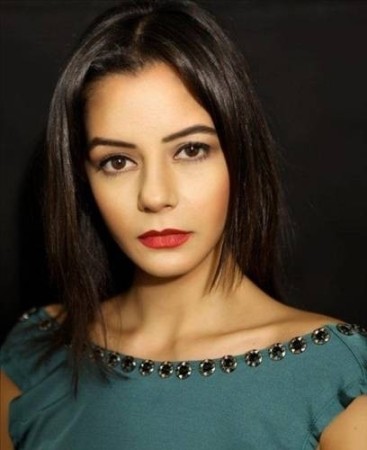 "Kalp yarası"nda yeni aktrisa - FOTO