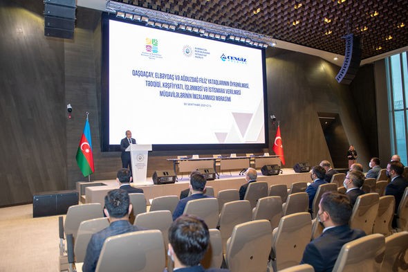 Türkiyə şirkətləri ilə müqavilələr imzalandı - FOTOLAR