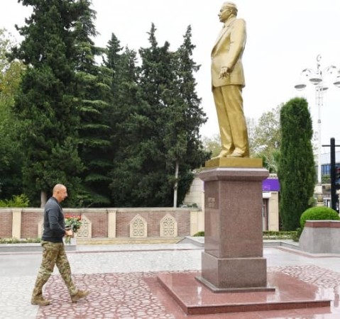 İlham Əliyev Suqovuşana gedən avtomobil yollarının açılışını edib - FOTO