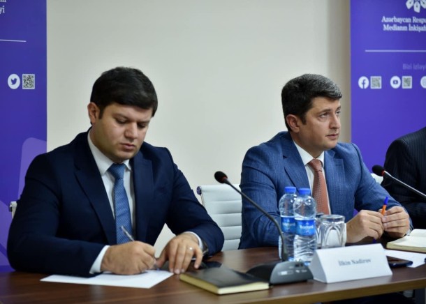 MEDİA-da regionlarda nəşr olunan qəzetlərin baş redaktorları ilə görüş keçirildi - FOTOLAR