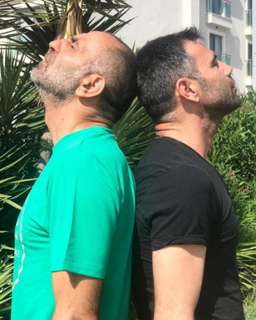 "Memati"nin qardaşı ilə oxşarlığı diqqət  çəkdi - FOTOLAR