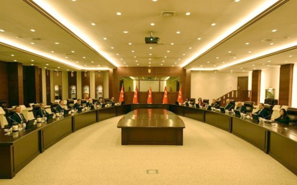 Ramil Usubov türkiyəli həmkarı ilə görüşdü 