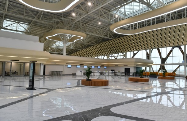 İlham Əliyev və Mehriban Əliyeva Füzuli aeroportunda - FOTOLAR
