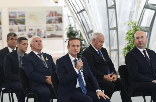 Prezident Füzulidə ictimaiyyət nümayəndələri ilə görüşdü - YENİLƏNİB
