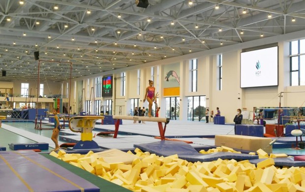 Prezident ailəsi ilə birlikdə Milli Gimnastika Arenasının yeni binasında - FOTOLAR (YENİLƏNİB)