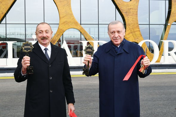 Prezidentlər Füzuli Beynəlxalq Hava Limanının açılışında - FOTOLAR (YENİLƏNİB)