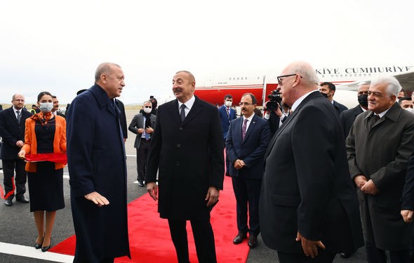 Prezidentlər Füzuli Beynəlxalq Hava Limanının açılışında - FOTOLAR (YENİLƏNİB)