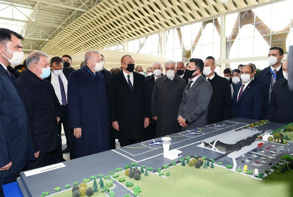 Prezidentlər Füzuli Beynəlxalq Hava Limanının açılışında - FOTOLAR (YENİLƏNİB)
