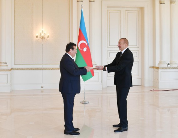 Prezident yeni səfirlərin etimadnamələrini qəbul etdi - YENİLƏNİB (FOTOLAR)