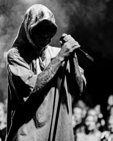 Castin Biber səhnə geyimi ilə diqqət çəkdi - FOTOLAR