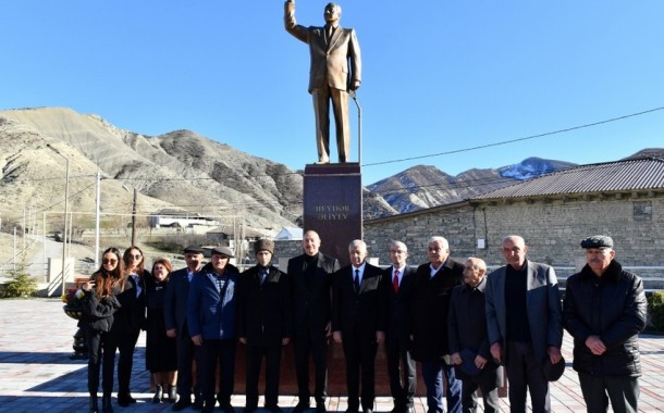 Qubanın Qonaqkənd qəsəbəsində yeni Mədəniyyət Evi inşa olunub - FOTOLAR