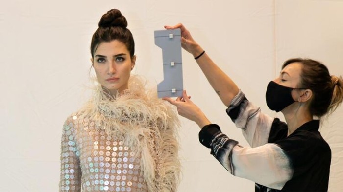 Məşhur aktrisanın heykəli hazırlanır - FOTO