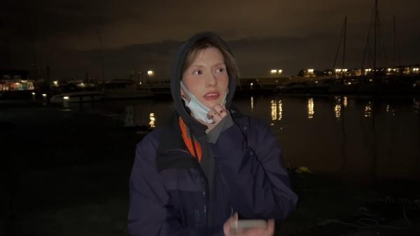 İçində modelin olduğu taksi dənizə düşdü - FOTO