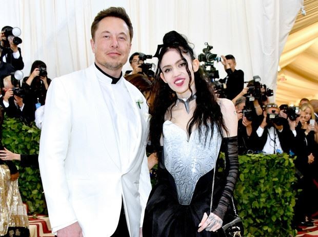 İlon Mask 7-ci dəfə ata oldu - FOTO