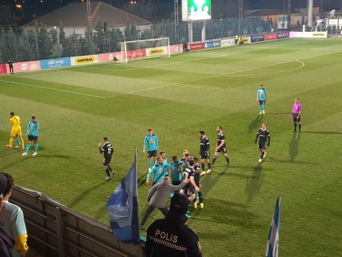 "Qarabağ"ın oyununda insident oldu 