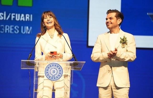 Beren Saat "İqlim səfiri" seçildi - FOTOLAR