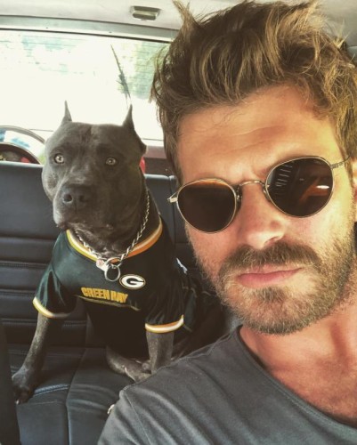 Kıvanç Tatlıtuğun eynəyi 25 minə satıldı - FOTOLAR