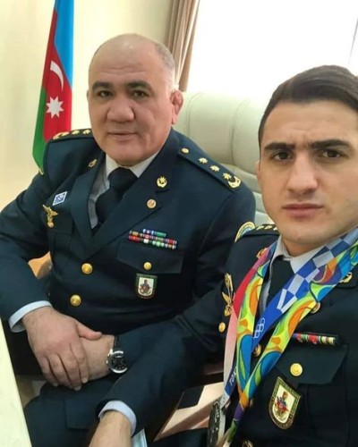 Hacı Əliyevə kapitan rütbəsi verildi - FOTO