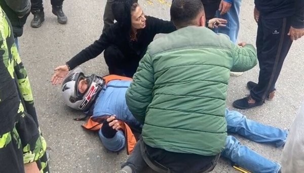 Müğənni avtomobillə motosiklet sürücüsünü VURDU - FOTO