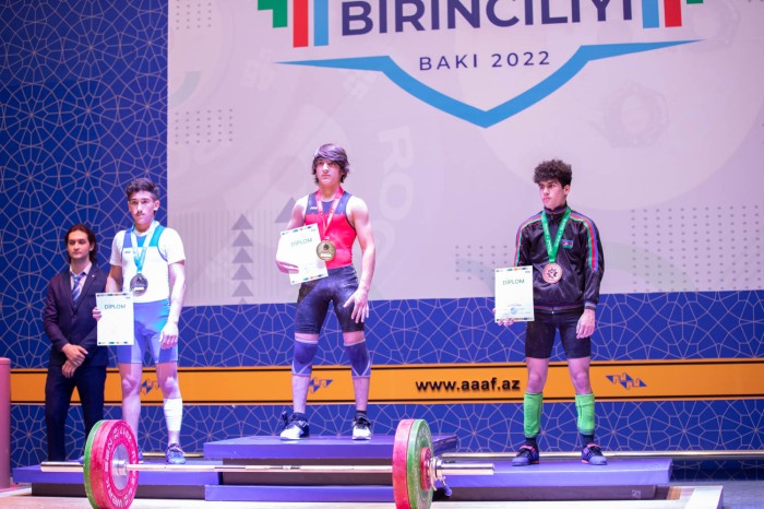 16 yaşlı Amin Osmanov qızıl medal qazandı - FOTOLAR